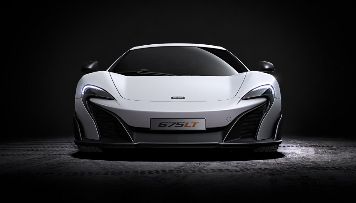 McLAREN 675LT: POWER, WITH MINIMAL WEIGHT, IS A VERY BEAUTIFUL THING