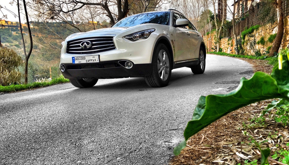 Infiniti QX70
