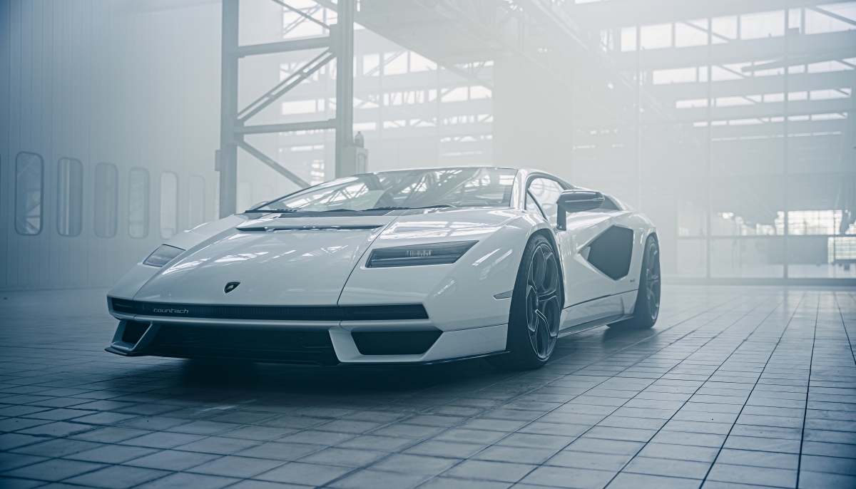 لامبورغيني كونتاش LPI 800-4