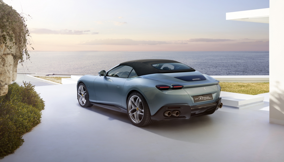 FERRARI ROMA SPIDER: LA NUOVA DOLCE VITA – A NEW STORY BEGINS