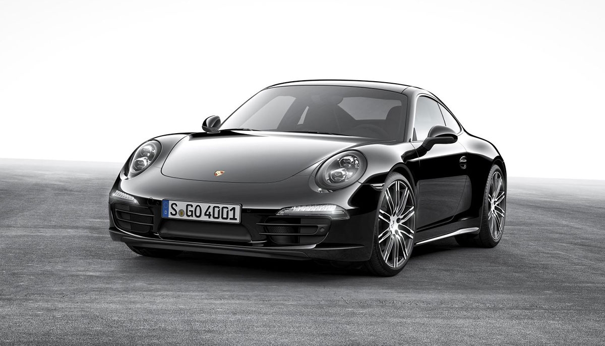 Black to the future: Porsche 911 Carrera Black Edition
