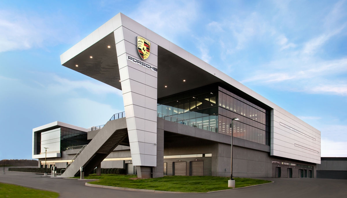 Porsche opens customer experience centre and company headquarters in USA 