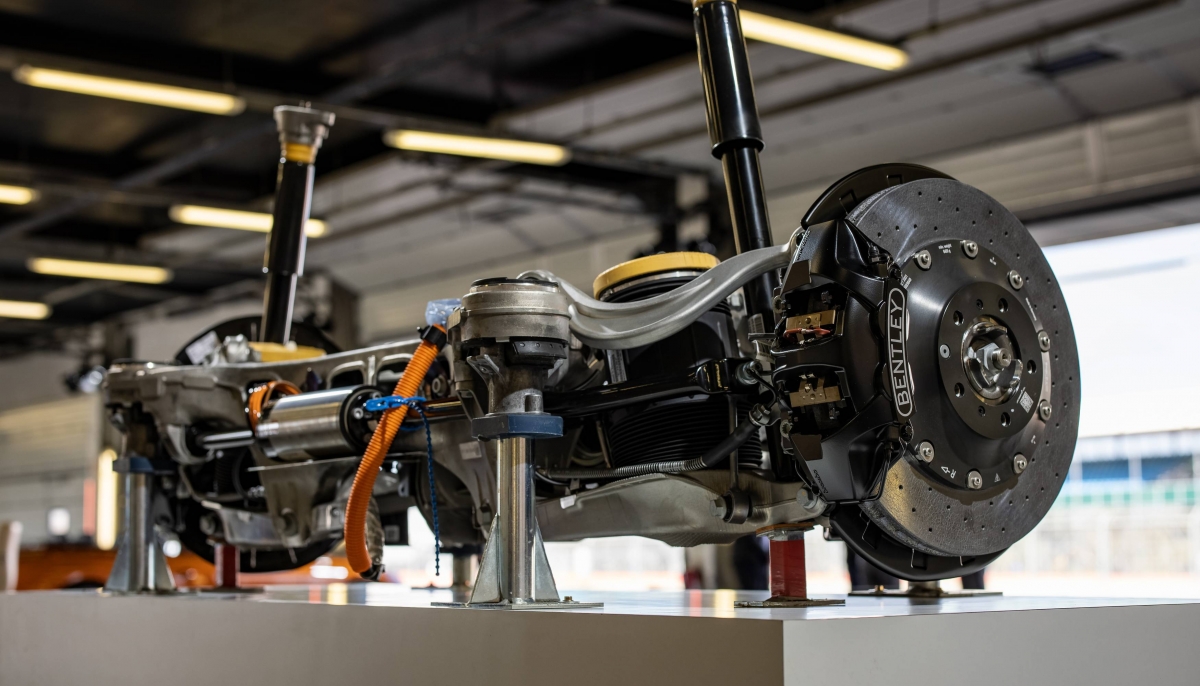 Bentley تقدّم الشاسيه الأكثر تطوّراً للآن على الإطلاق