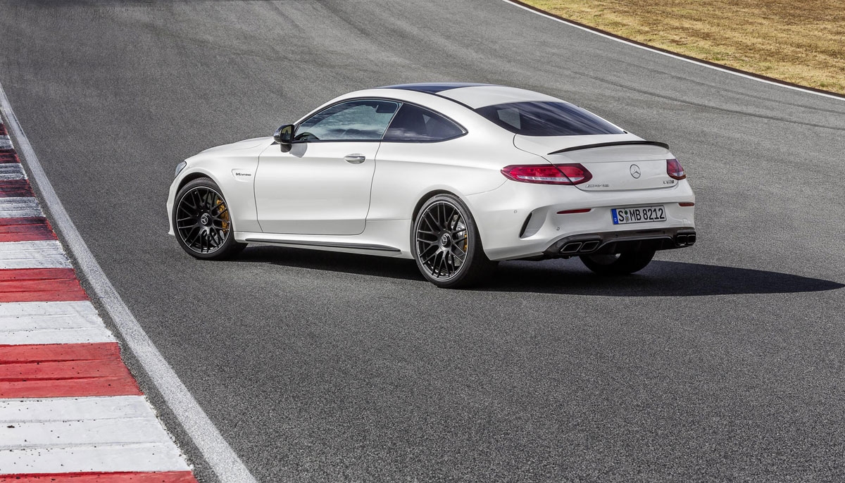 THE NEW 2017 MERCEDES-AMG C63 COUPE