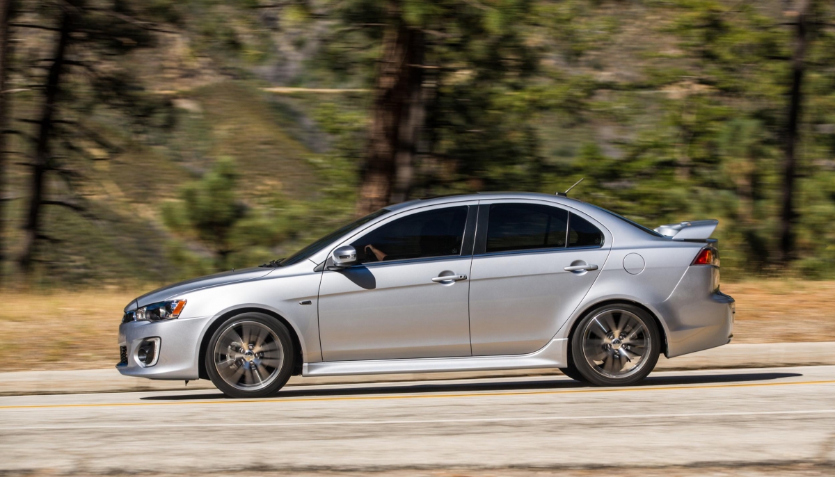  MITSUBISHI MOTORS ANNOUNCES 2016 LANCER