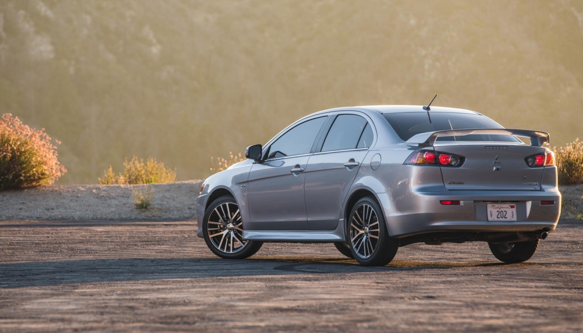  MITSUBISHI MOTORS ANNOUNCES 2016 LANCER