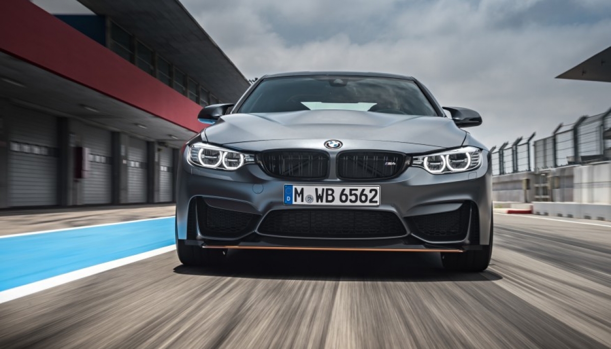 THE NEW BMW M4 GTS