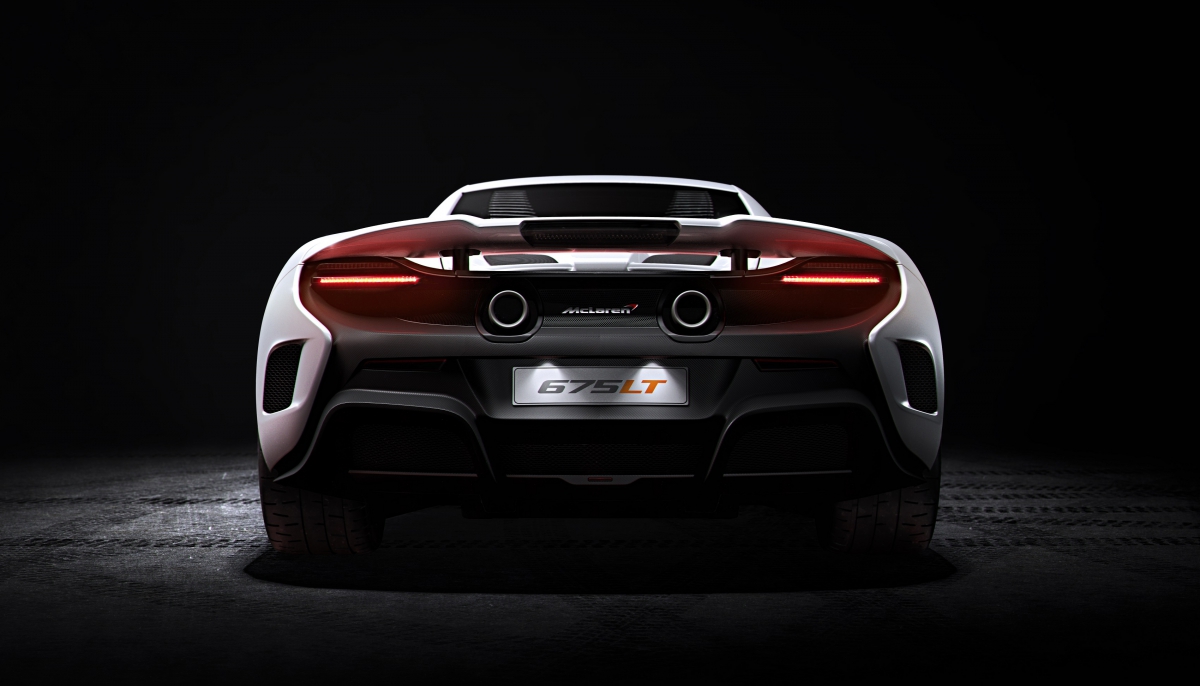 McLAREN 675LT: POWER, WITH MINIMAL WEIGHT, IS A VERY BEAUTIFUL THING