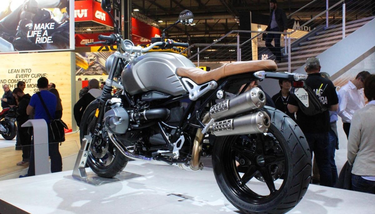 BMW Motorrad at EICMA 2015.