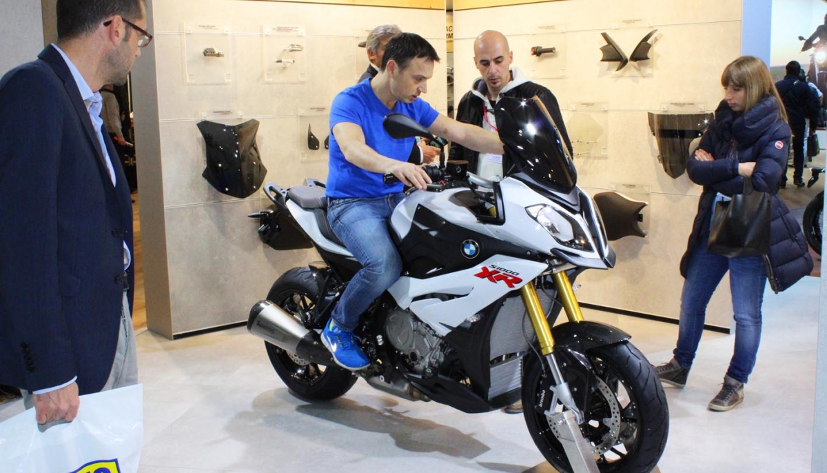 BMW Motorrad at EICMA 2015.