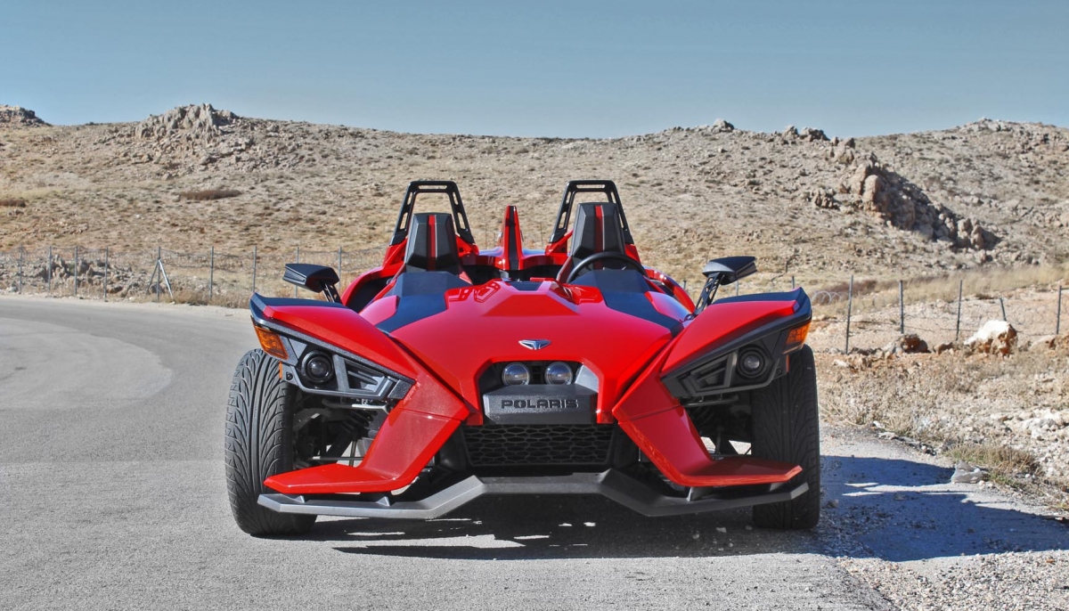 Polaris Slingshot a real three wheeler