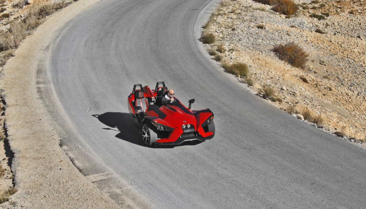 Polaris Slingshot a real three wheeler