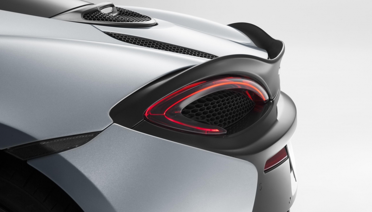 McLAREN EXTENDS THE APPEAL OF THE SPORTS SERIES IN GENEVA WITH THE 570GT