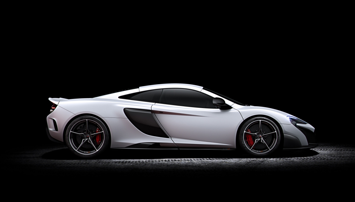 McLAREN 675LT: POWER, WITH MINIMAL WEIGHT, IS A VERY BEAUTIFUL THING