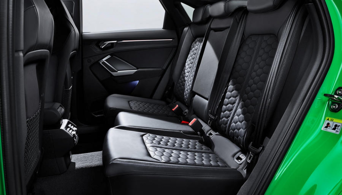  Audi RS Q3 Sportback الجديدة