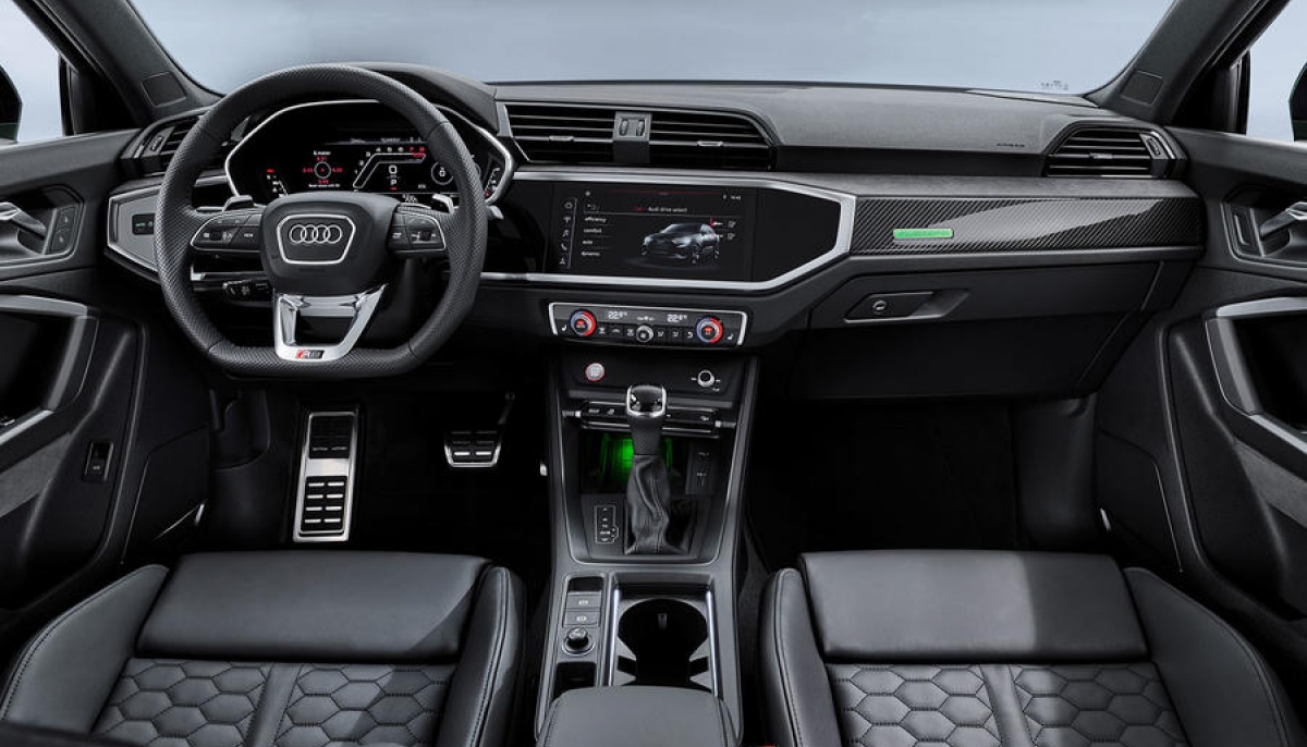  Audi RS Q3 Sportback الجديدة