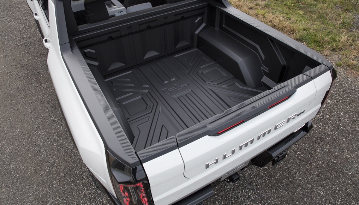 ’جي إم سي هامر EV‘ الكهربائية للعام 2022