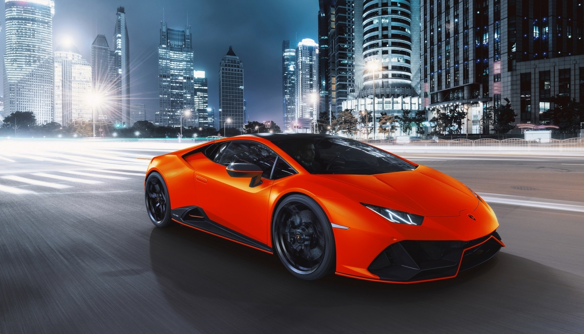 ’أوتوموبيلي لامبورغيني