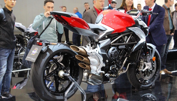  MV AGUSTA AT THE 73rd EICMA EVENT WITH TWO WORLD PREMIERS:  THE NEW BRUTALE 800 AND THE DRAGSTER RR LH44