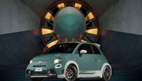 سيارةAbarth 695 70° Anniversario 