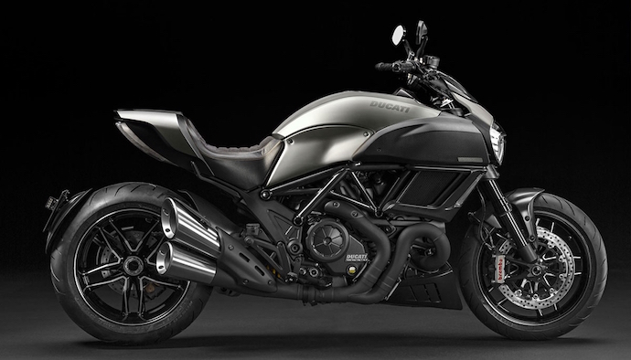 EXCLUSIVE DIAVEL TITANIUM REACHES UK DUCATI STORES
