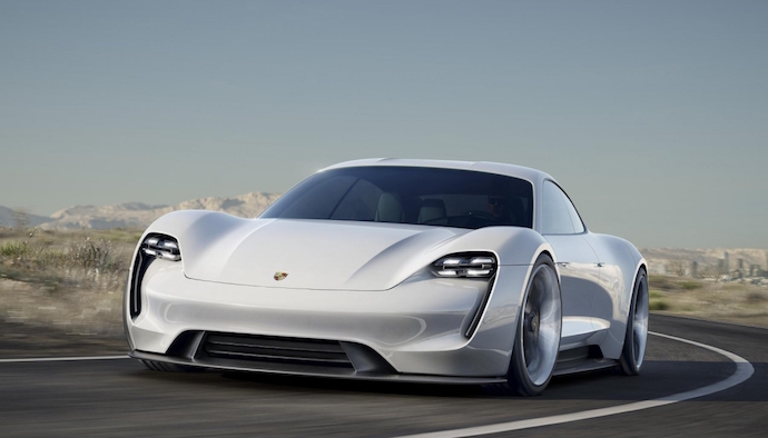 PORSCHE MISSION E: 600 HP, 500 KILOMETER DRIVING RANGE, 15 MINUTES CHARGING TIME